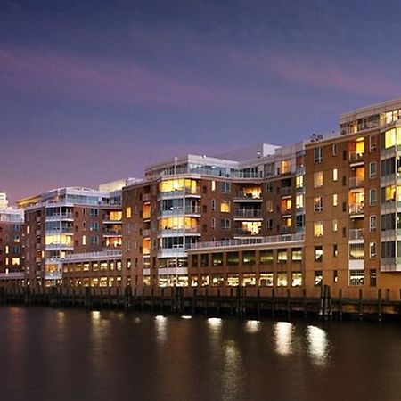 Luxy Suites Harborside ジャージーシティ エクステリア 写真